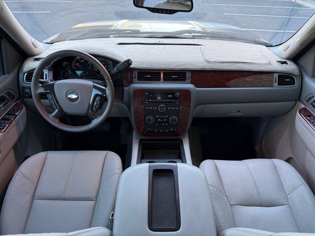 Used 2010 Chevrolet Silverado 2500 LTZ w/ Convenience Package image 17