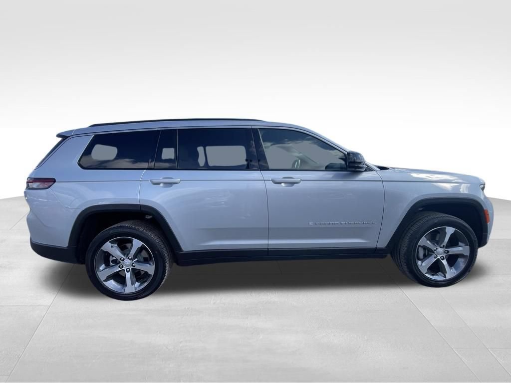 New 2026 Jeep Grand Cherokee L Limited w/ Luxury Tech Group II AWD/4WD image 16