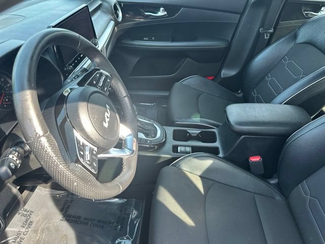 Used 2024 Kia Forte GT-Line w/ GT-Line Premium Package FWD image 13