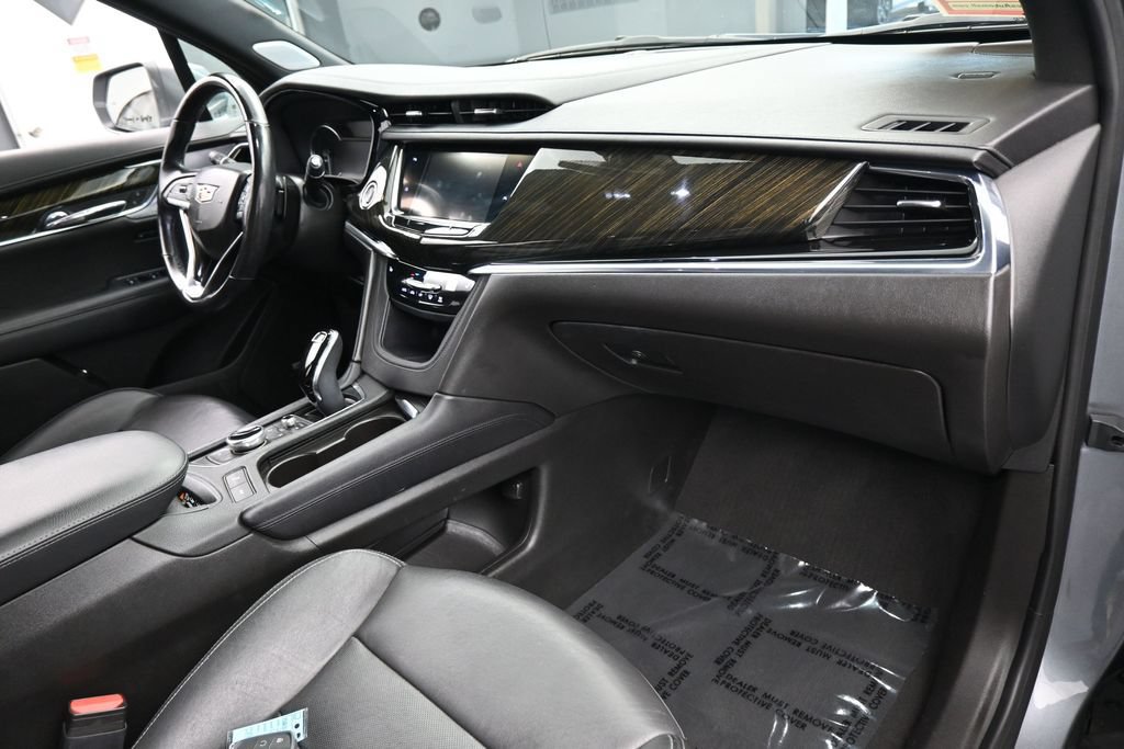 Used 2020 Cadillac XT6 Premium Luxury FWD image 49