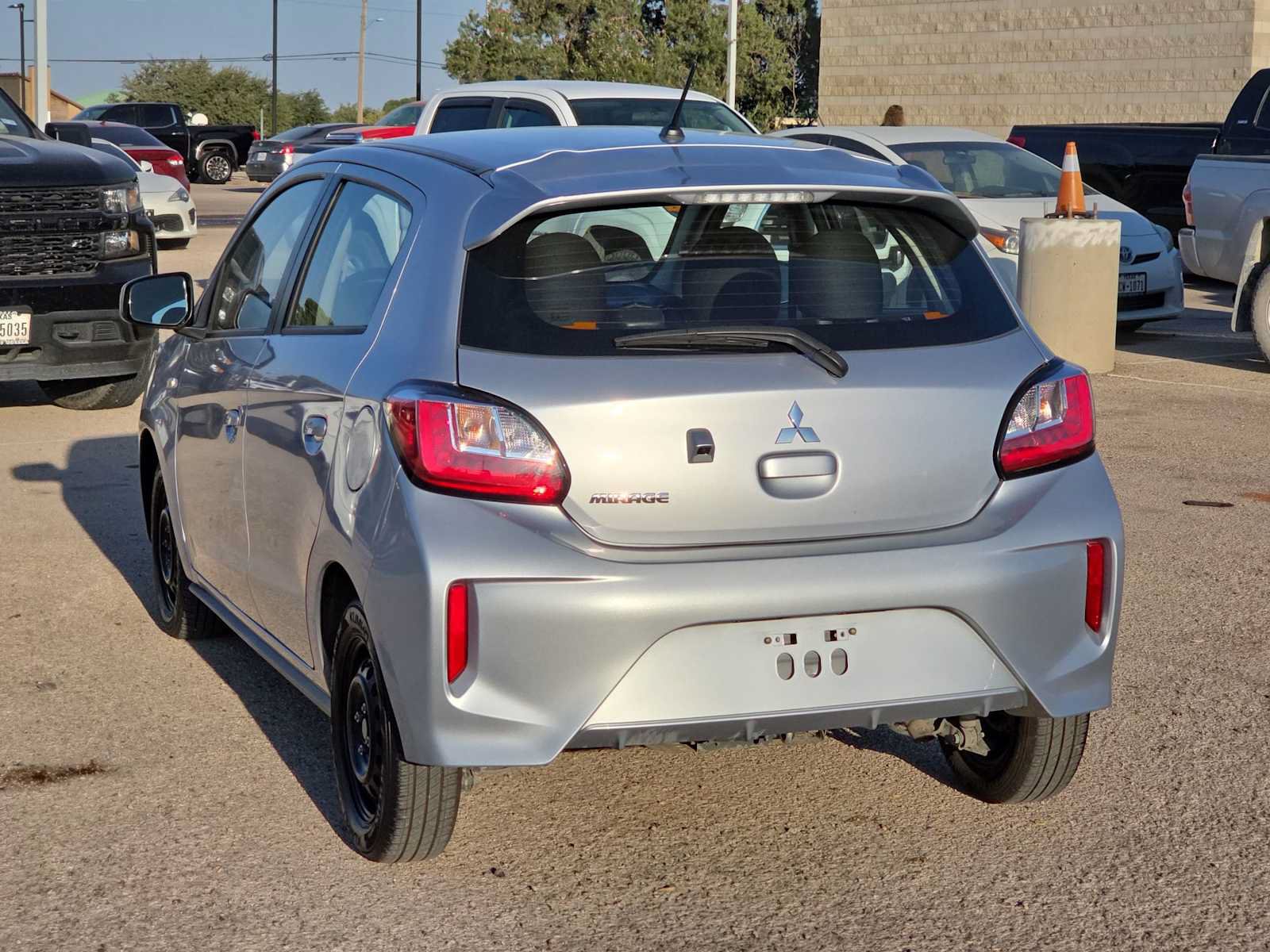 Used 2024 Mitsubishi Mirage ES FWD image 7