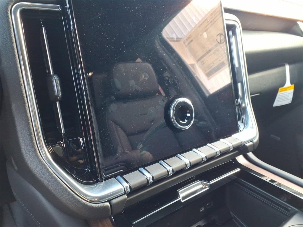 New 2026 GMC Yukon Denali w/ Denali Reserve Package image 10