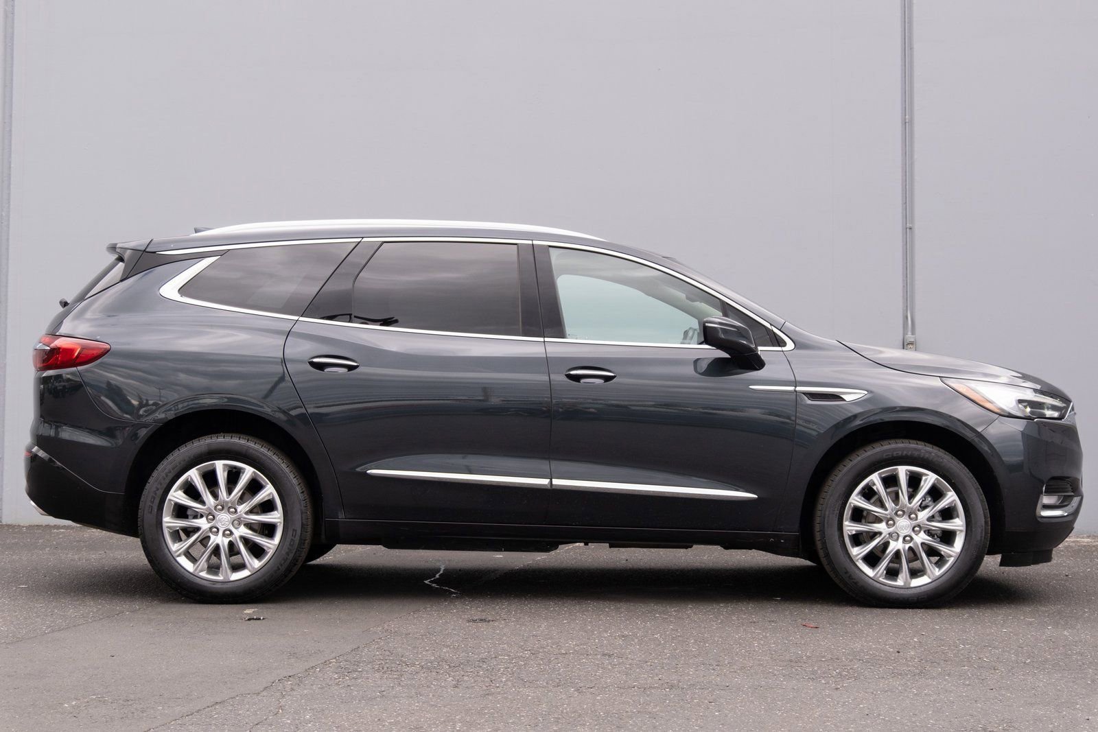 Used 2021 Buick Enclave Essence w/ Experience Buick Package image 31