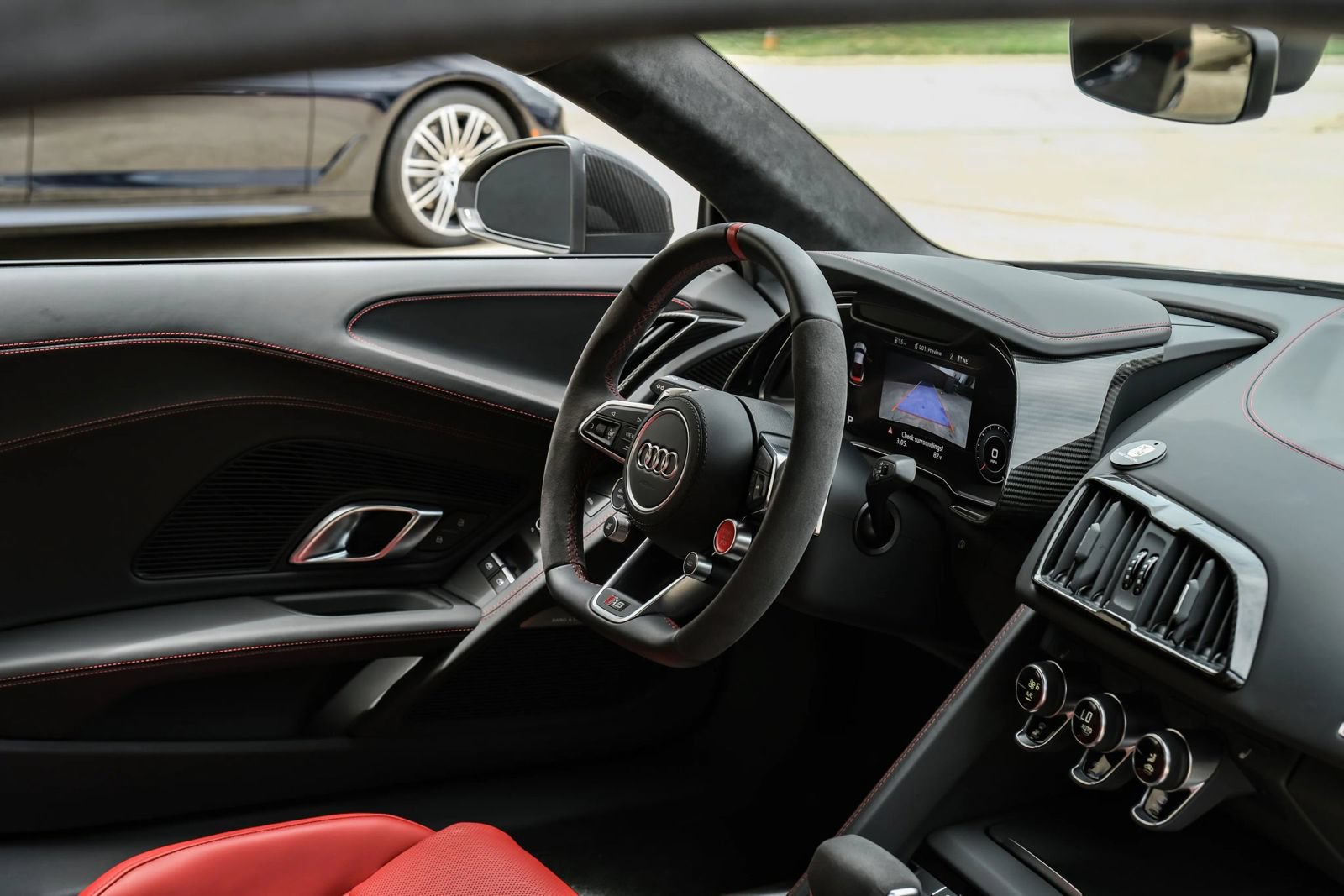 Used 2021 Audi R8 V10 RWD image 16
