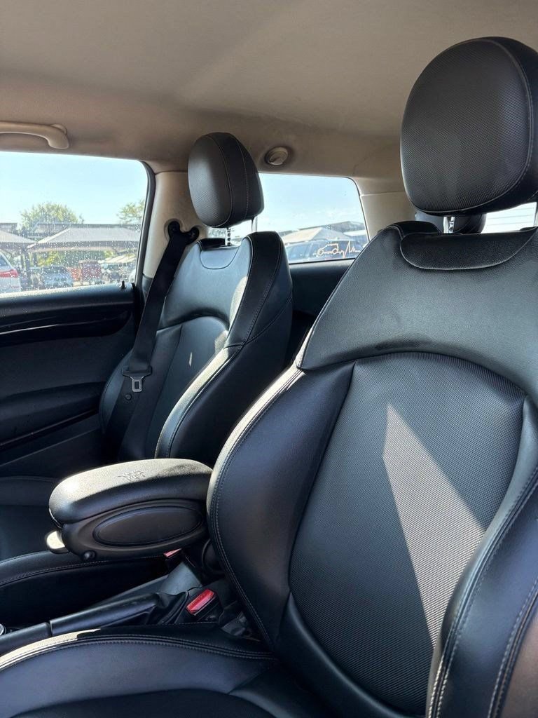 Used 2017 MINI Cooper S FWD image 10