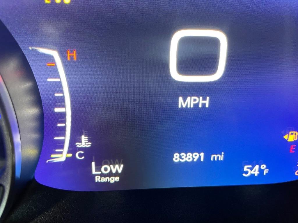 Used 2019 Chrysler Pacifica Limited w/ Advanced Safetytec Group image 35