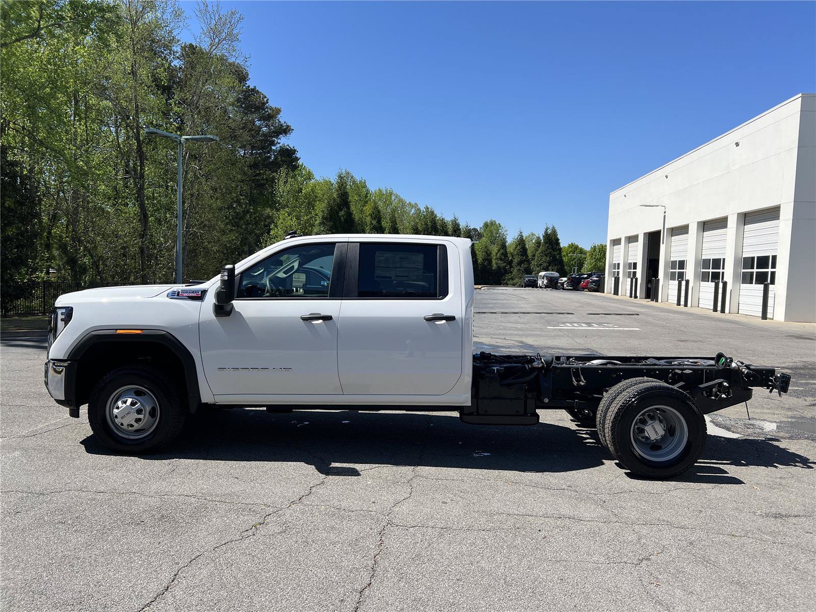 New 2026 GMC Sierra 3500 Pro w/ Convenience Package AWD/4WD image 4