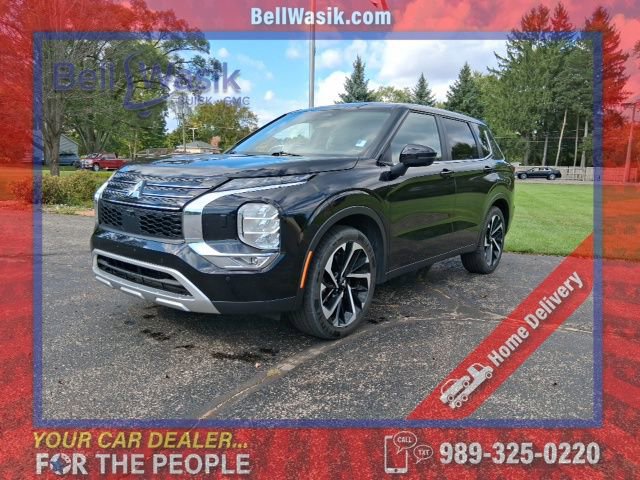 Used 2024 Mitsubishi Outlander AWD