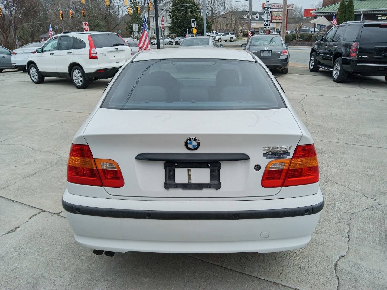 Used 2003 BMW 325i Sedan RWD image 6
