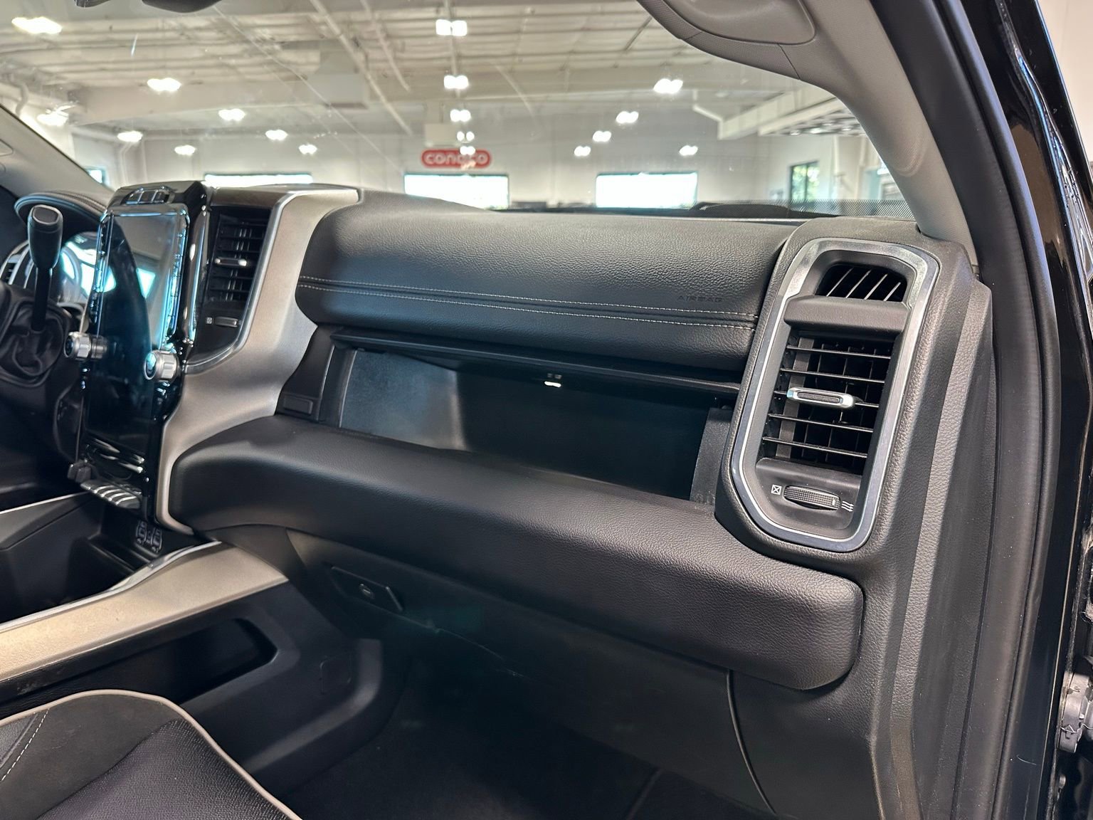 Used 2024 RAM 3500 Laramie image 47