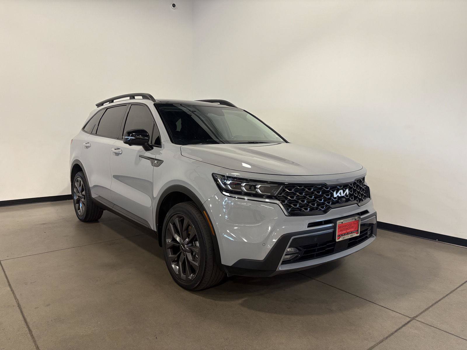 Used 2023 Kia Sorento SX Prestige AWD/4WD image 1