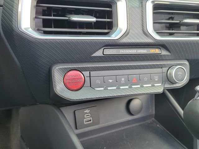 Used 2025 Ford Mustang Premium image 18