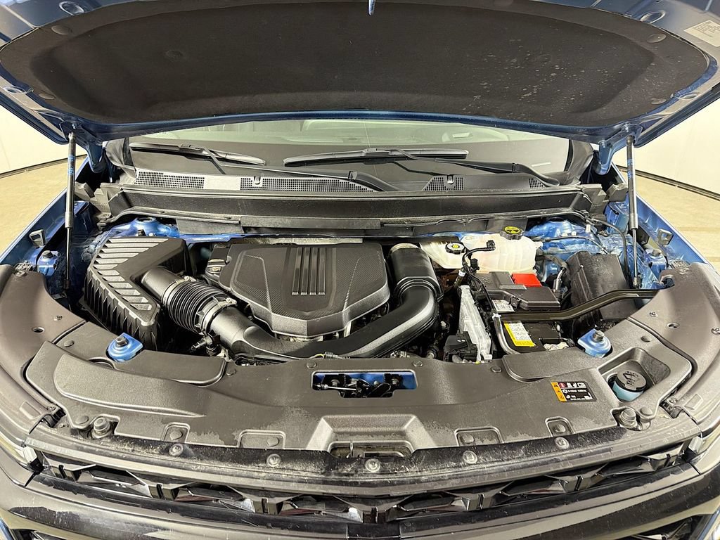 Used 2024 Chevrolet Traverse RS w/ LPO, Floor Liner Package AWD/4WD image 29