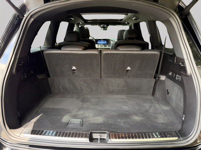 Used 2024 Mercedes-Benz GLS 450 4MATIC image 29