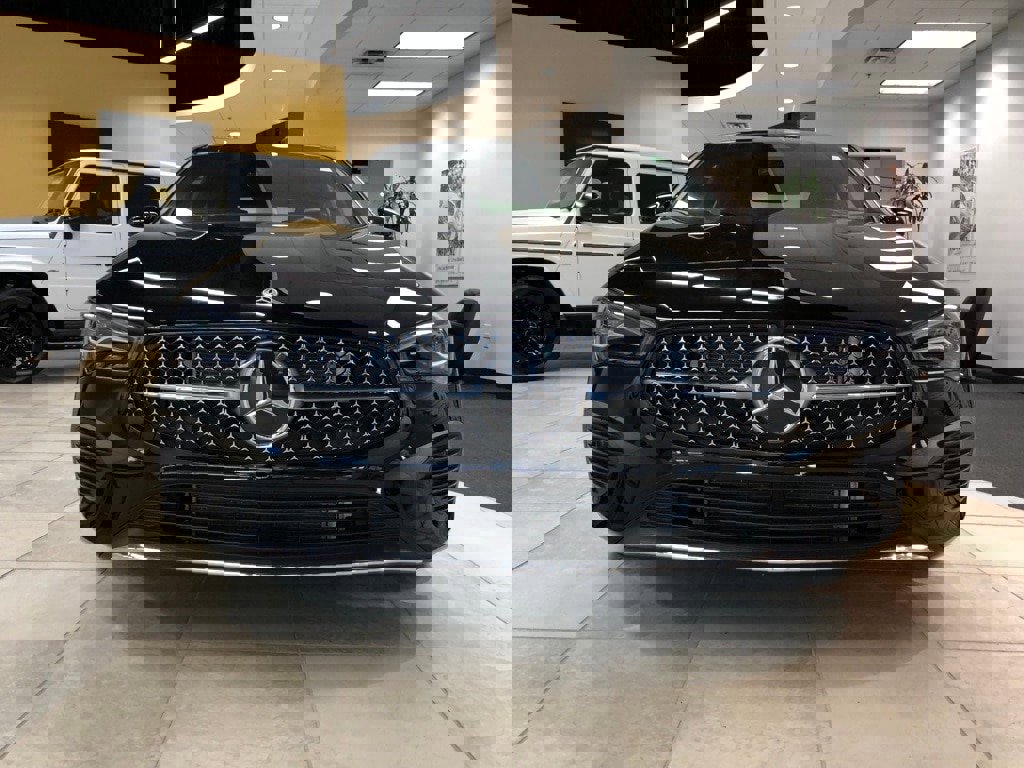 New 2025 Mercedes-Benz CLA 250 4MATIC image 2