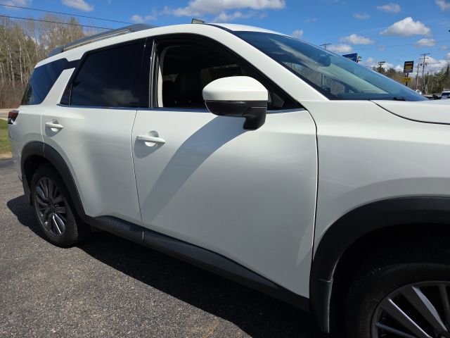 Used 2023 Nissan Pathfinder SL image 35