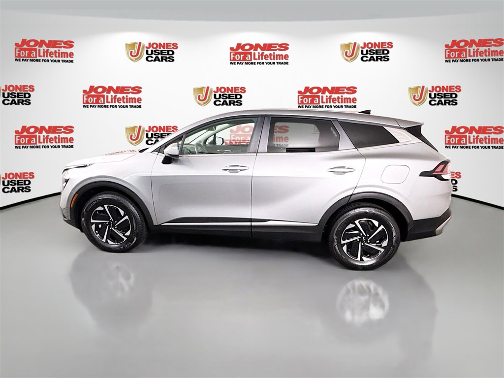 Used 2023 Kia Sportage LX image 13