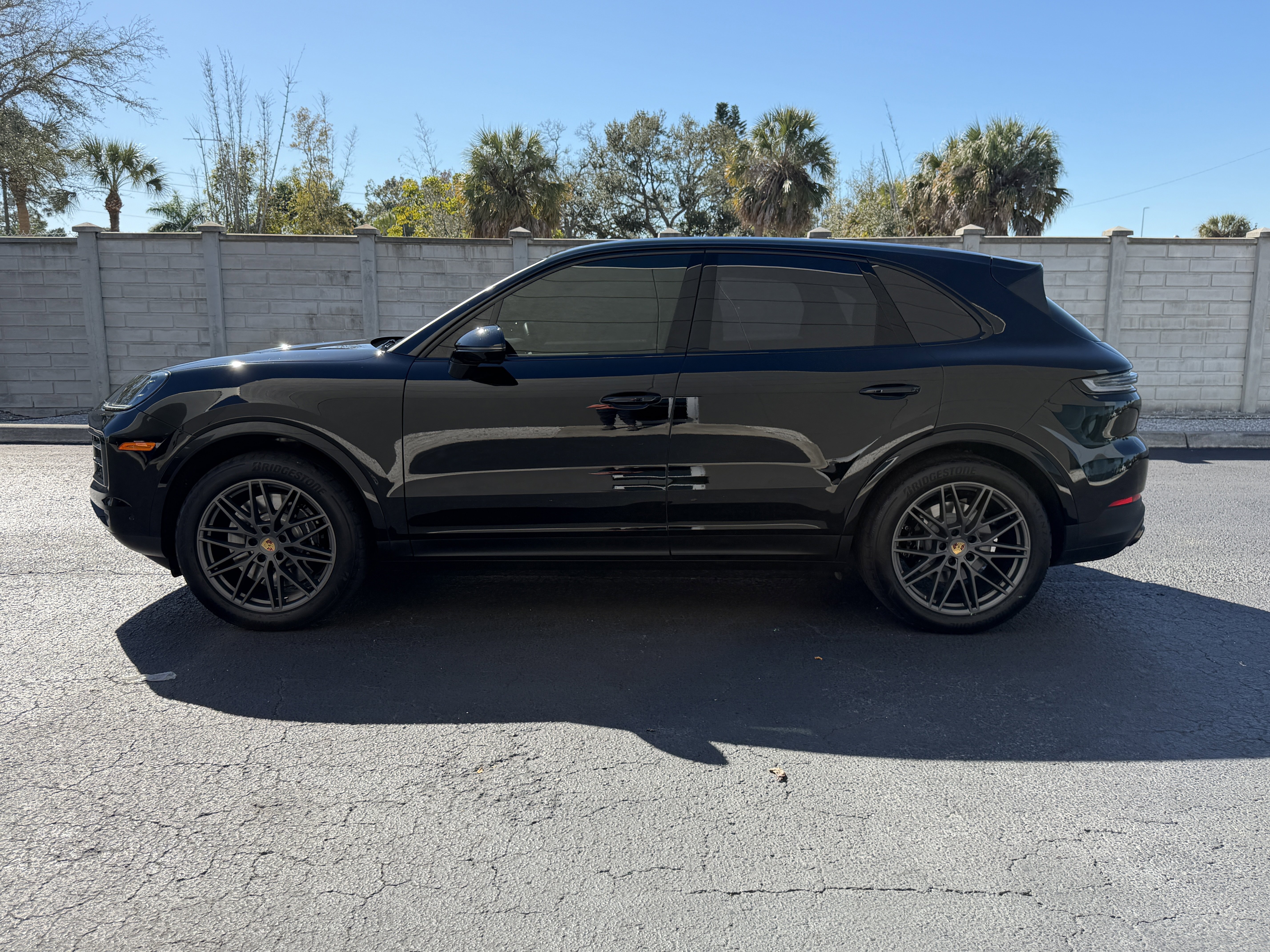Certified 2024 Porsche Cayenne S image 2