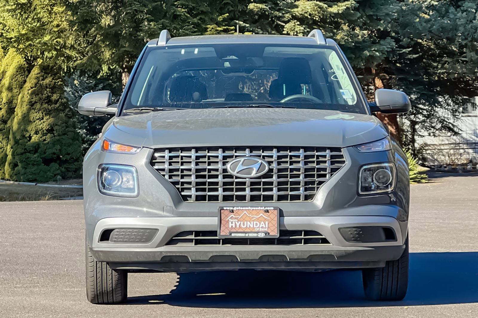 Certified 2025 Hyundai Venue SEL image 10