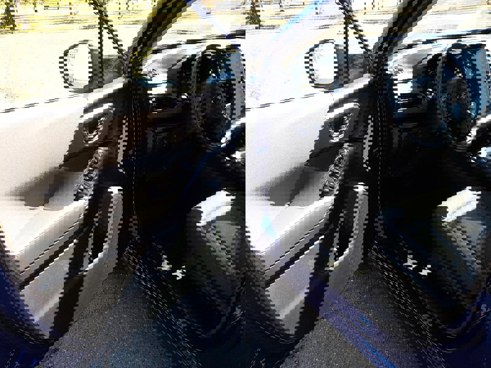 Used 2024 Subaru Crosstrek 2.0i Premium image 12