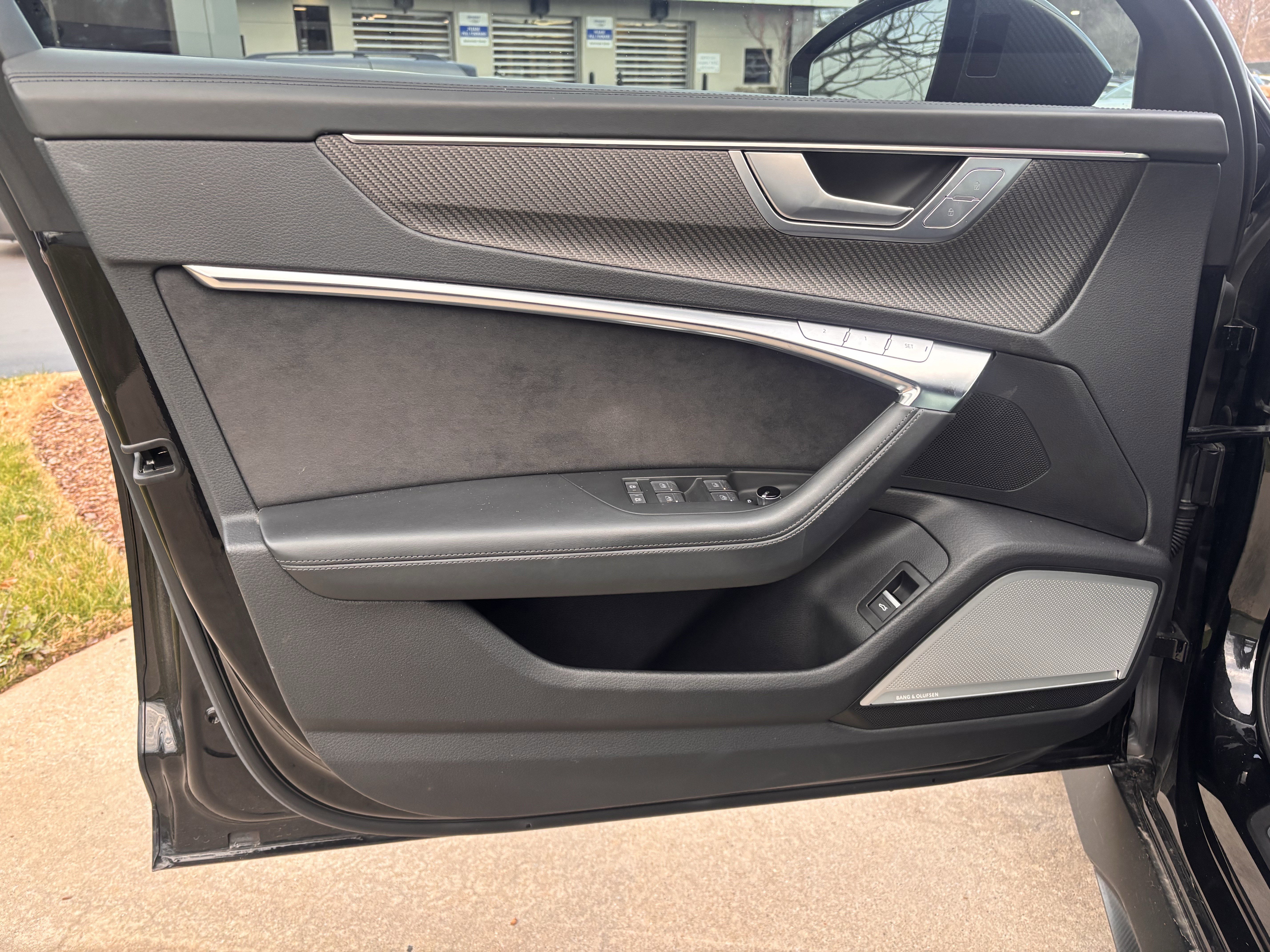 Used 2024 Audi RS 6 performance image 14