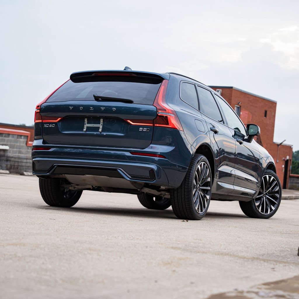 Certified 2026 Volvo XC60 B5 Ultra AWD/4WD image 6