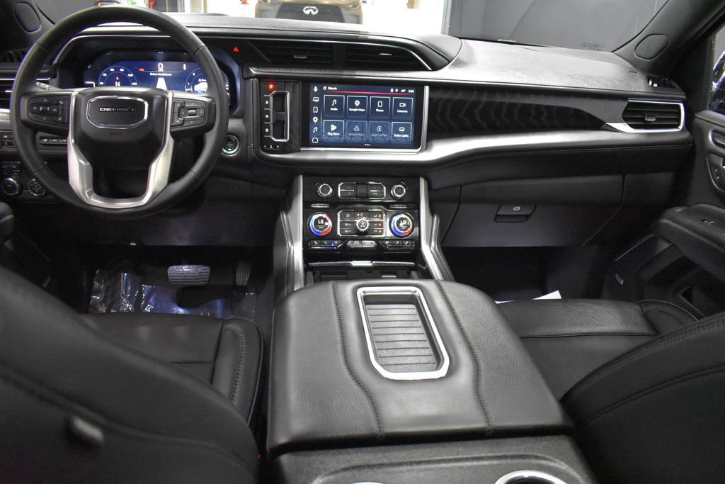 Used 2023 GMC Yukon Denali w/ LPO, Floor Liner Package image 13