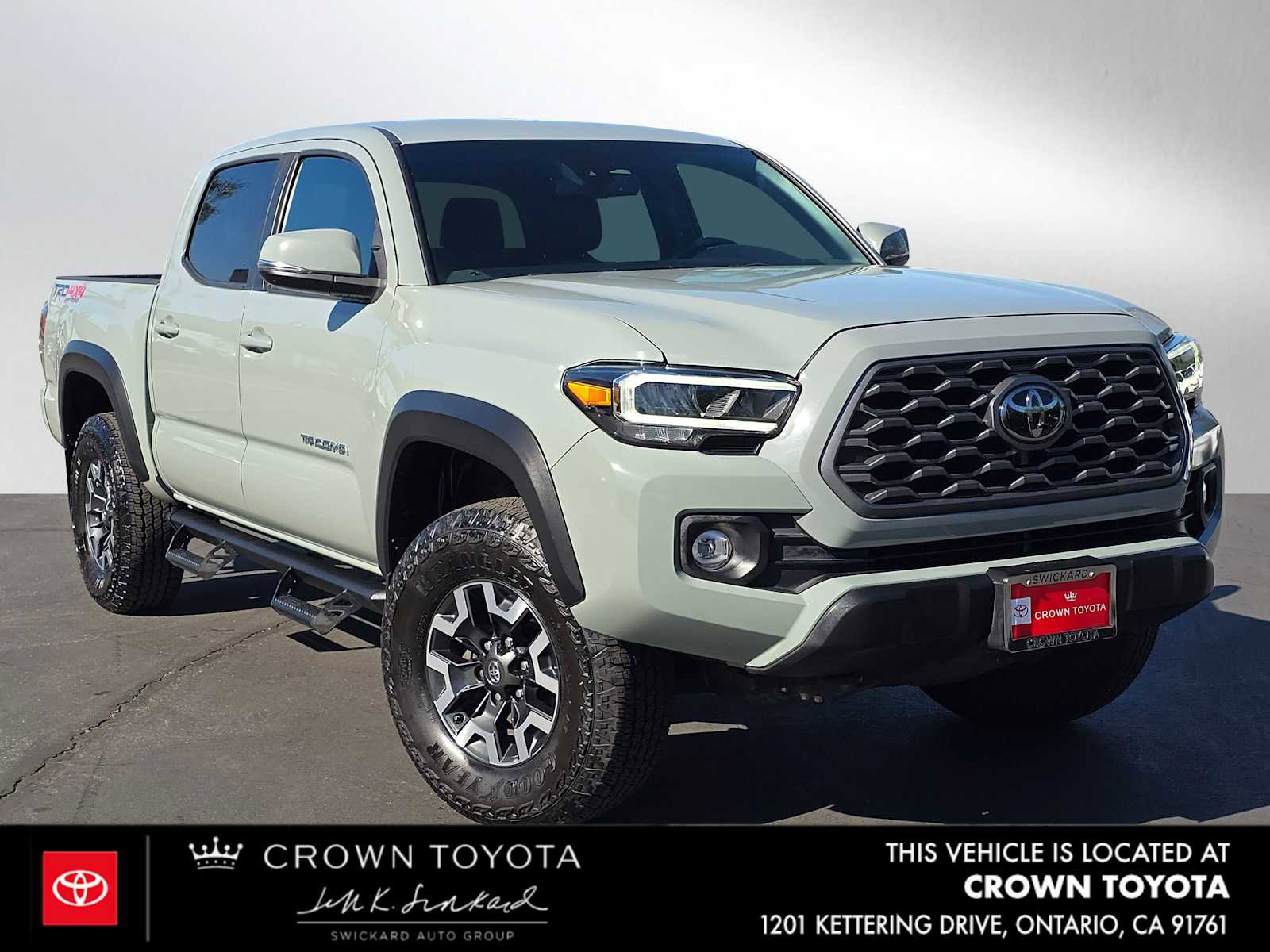 Used 2022 Toyota Tacoma TRD Off-Road image 1