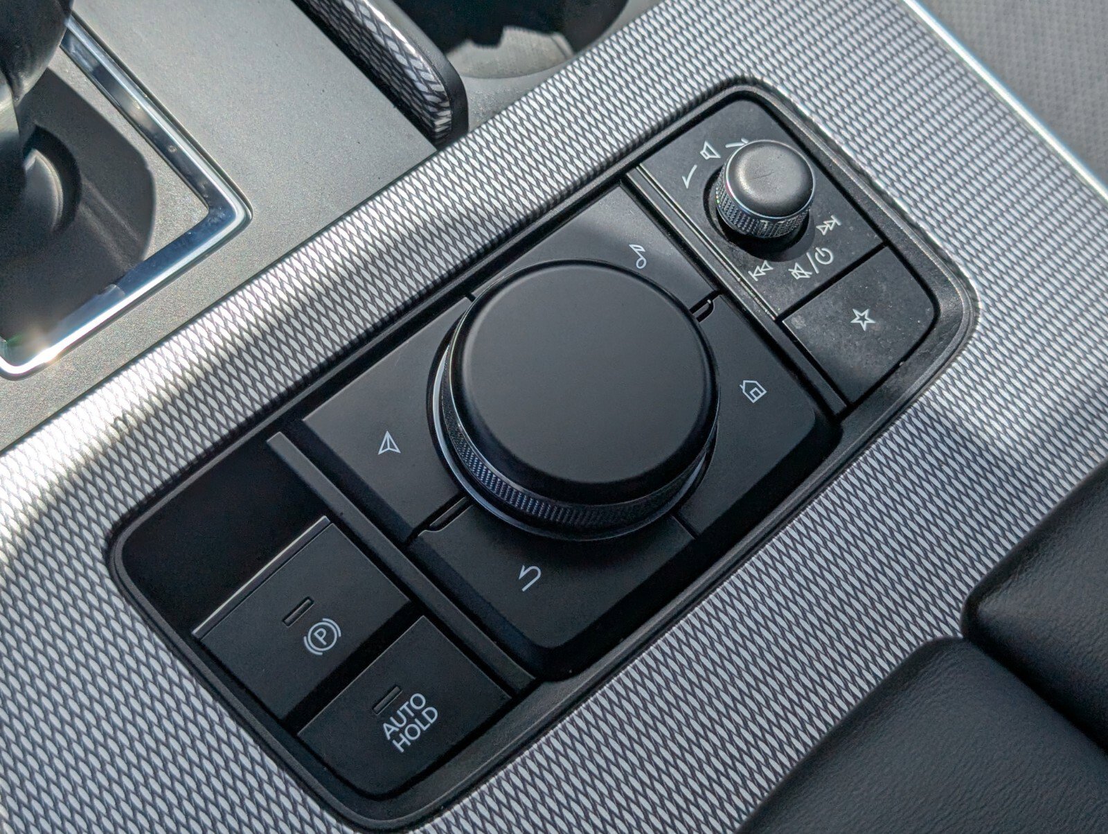 Used 2025 MAZDA CX-70 Plug-In Hybrid w/ Premium Plus image 26