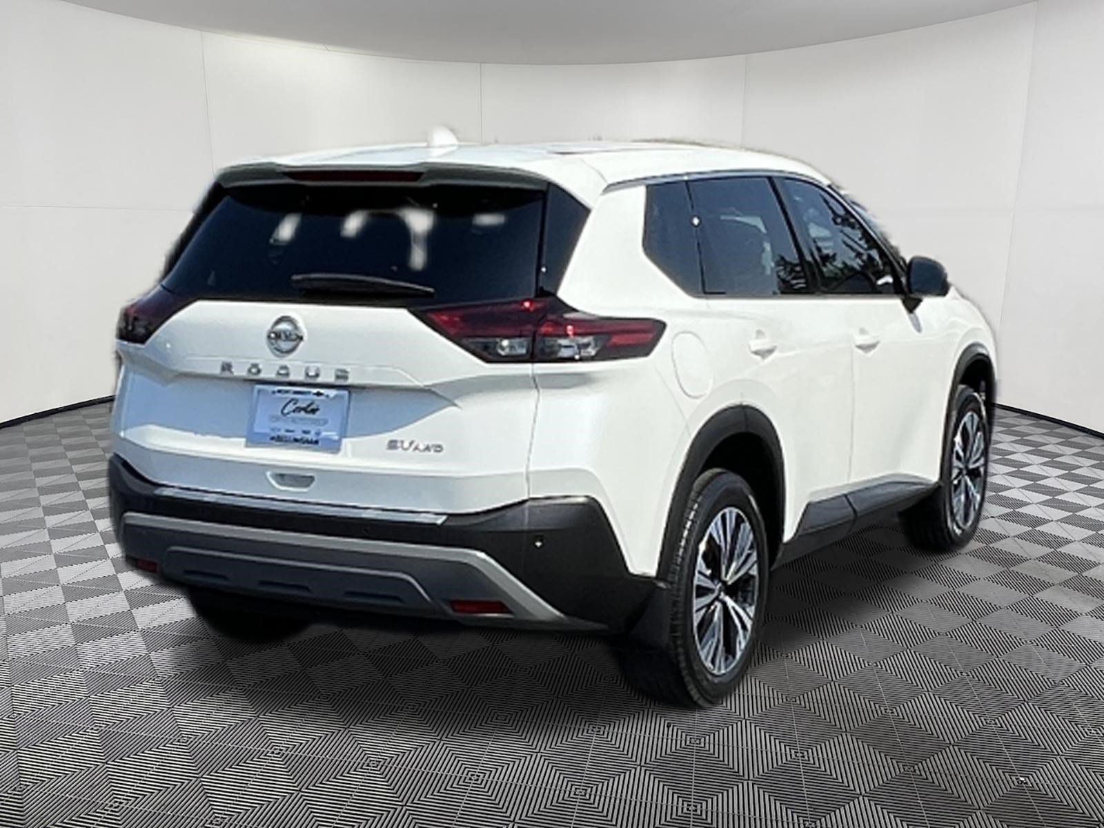 Used 2021 Nissan Rogue SV AWD/4WD image 6