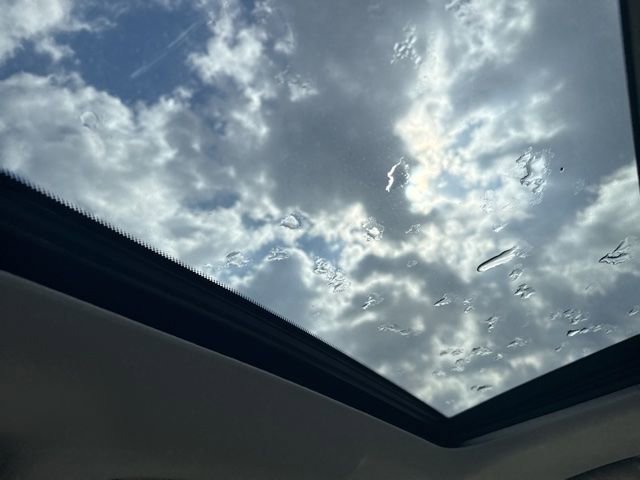 Used 2019 INFINITI QX80 Luxe w/ 22" Wheel Package image 11