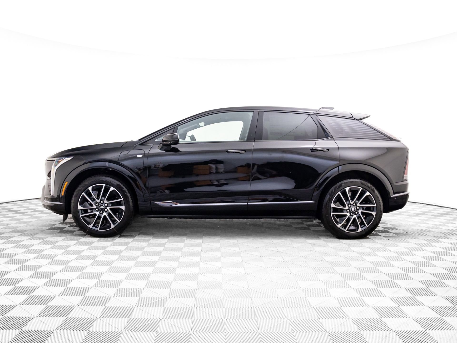 New 2026 Cadillac Optiq Sport 1 w/ LPO, Floor Liner Package AWD/4WD video 2