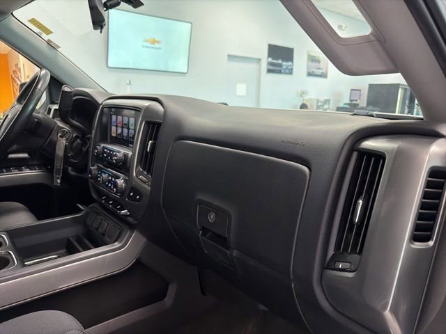 Used 2018 Chevrolet Silverado 1500 LT w/ All Star Edition AWD/4WD image 25