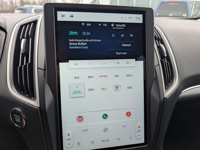 Used 2022 Ford Edge SEL w/ Convenience Package image 26