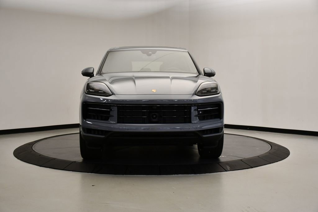 Certified 2025 Porsche Cayenne image 10