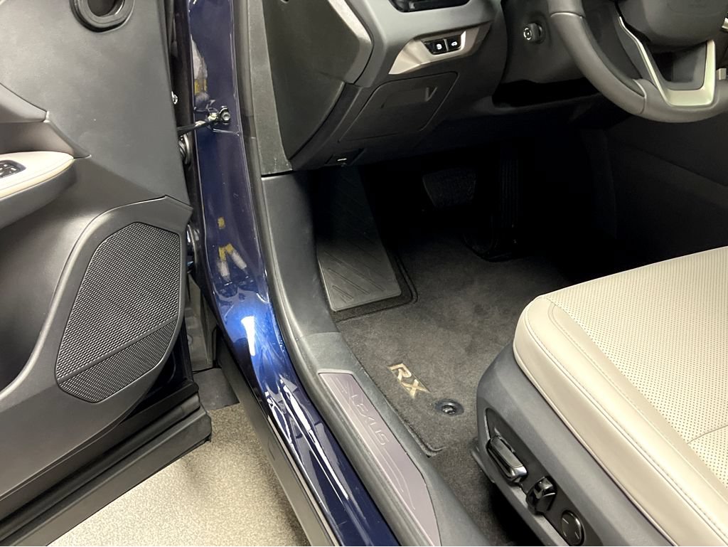 Certified 2025 Lexus RX 350 Premium w/ Convenience Package AWD/4WD image 8