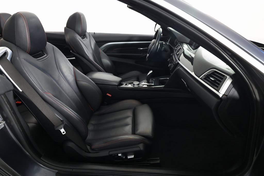 Used 2020 BMW 430i Convertible w/ Convenience Package image 14