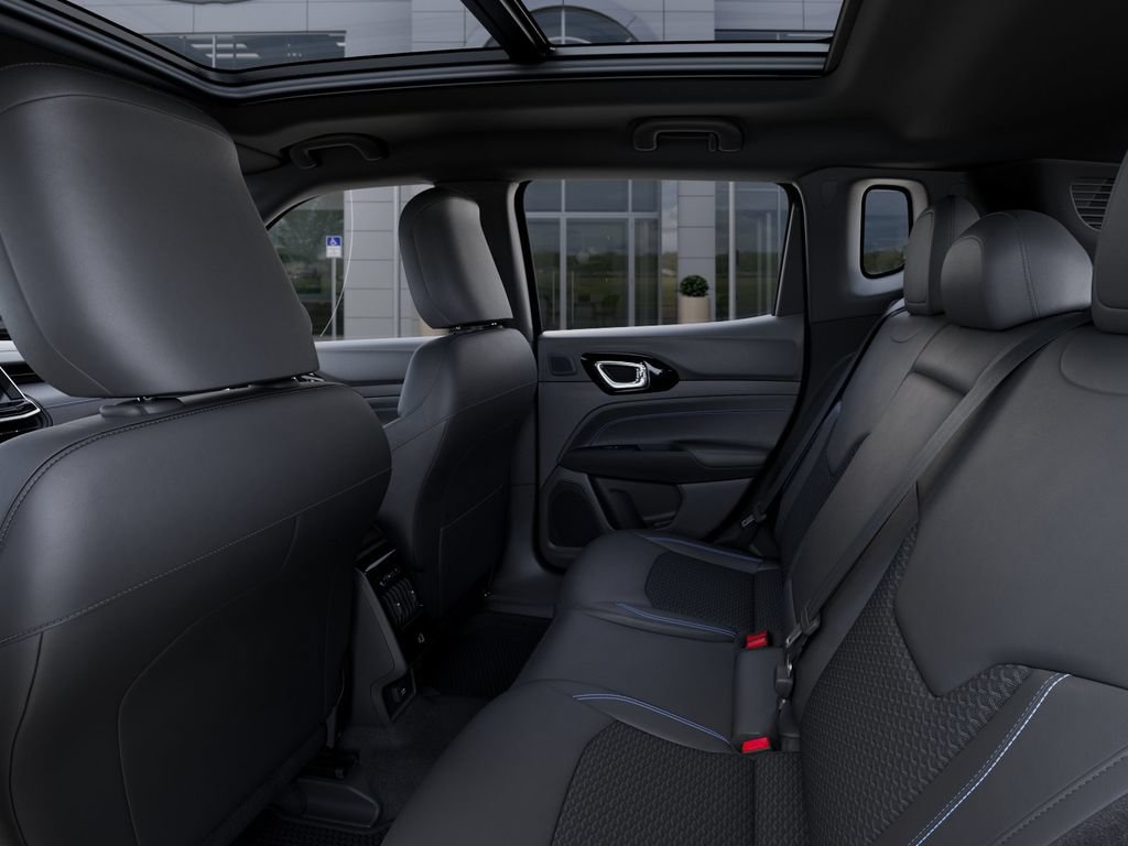 New 2026 Jeep Compass Latitude w/ Quick Order Package 29K AWD/4WD image 30