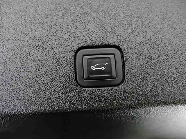 Certified 2024 Cadillac XT6 Luxury w/ LPO, Floor Liner Package AWD/4WD image 32