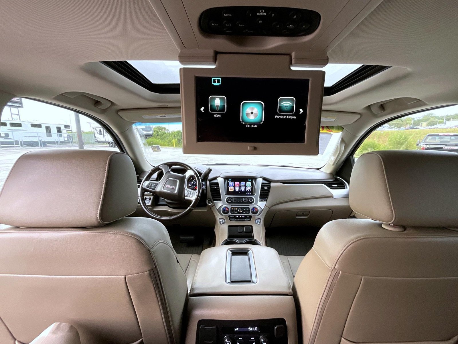 Used 2018 GMC Yukon SLT w/ Open Road Package AWD/4WD image 21