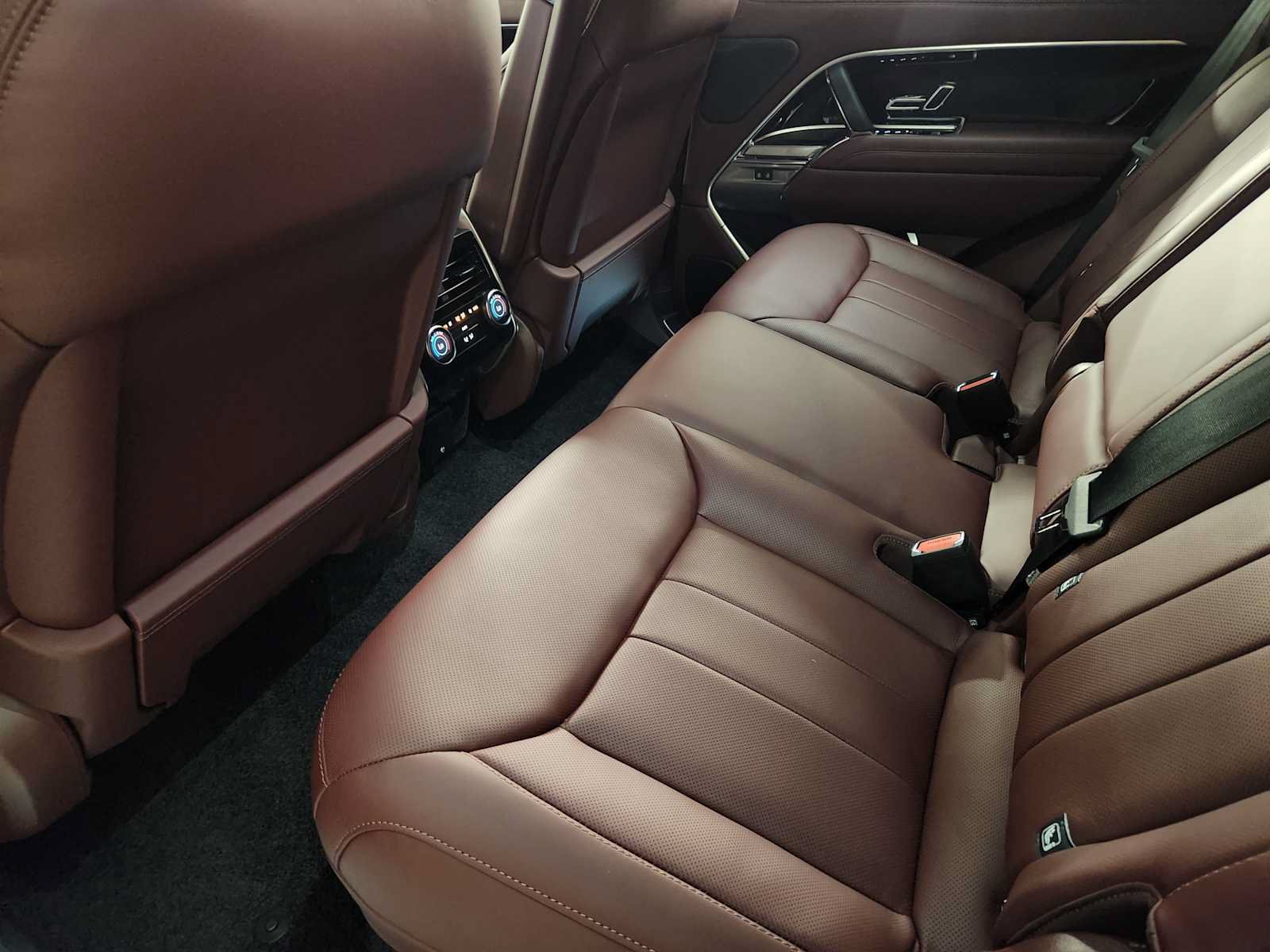 New 2026 Land Rover Range Rover SE AWD/4WD image 28
