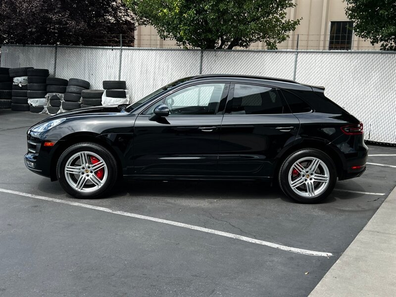 Used 2017 Porsche Macan Turbo AWD/4WD image 4