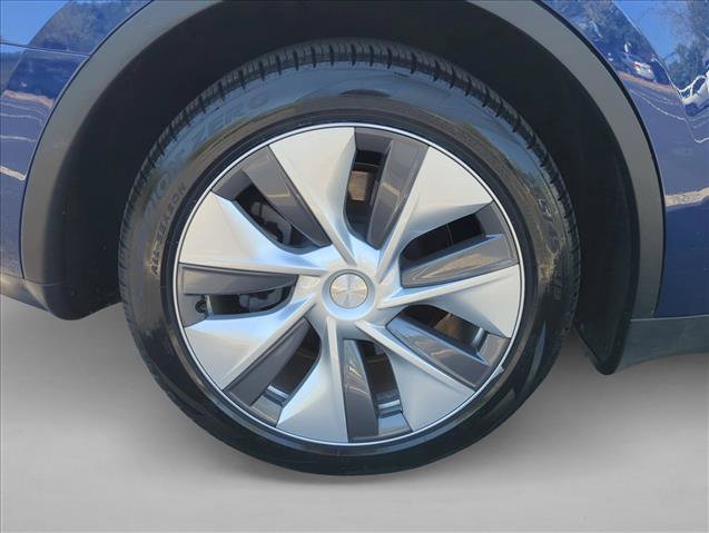 Used 2023 Tesla Model Y Long Range AWD/4WD image 8