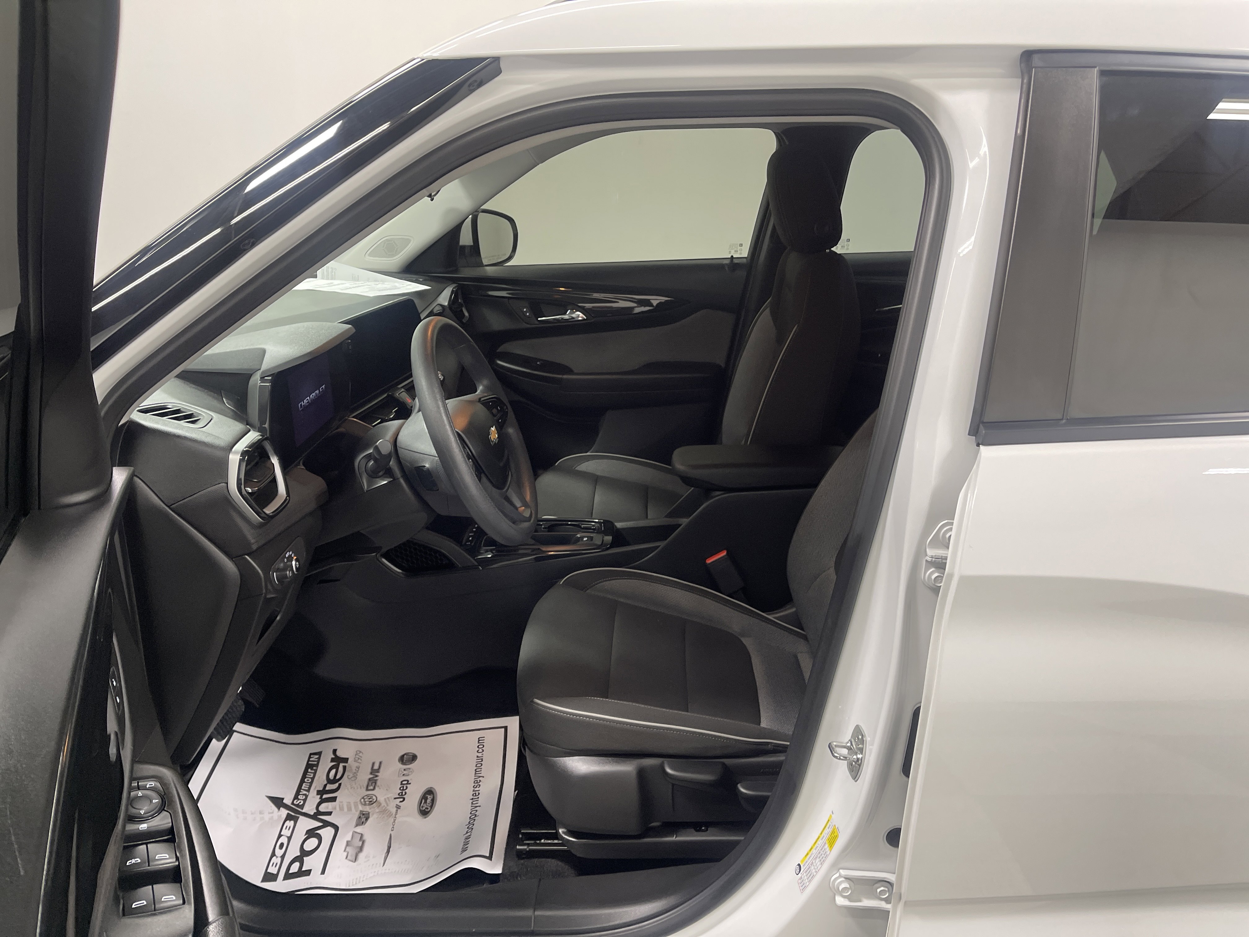 Used 2024 Chevrolet TrailBlazer LT image 10