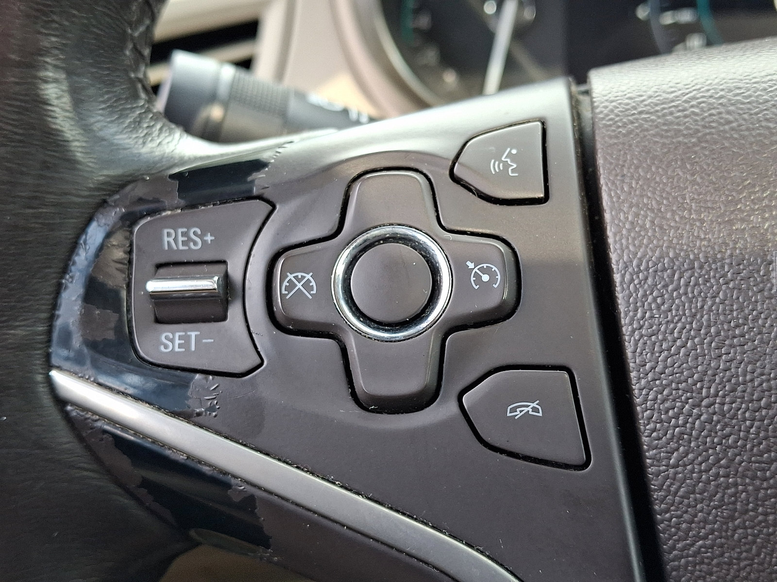 Used 2014 Buick LaCrosse Leather image 27