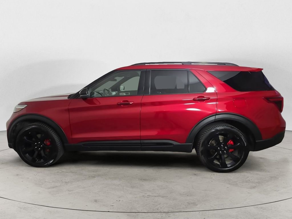 Used 2022 Ford Explorer ST w/ Equipment Group 401A AWD/4WD image 2