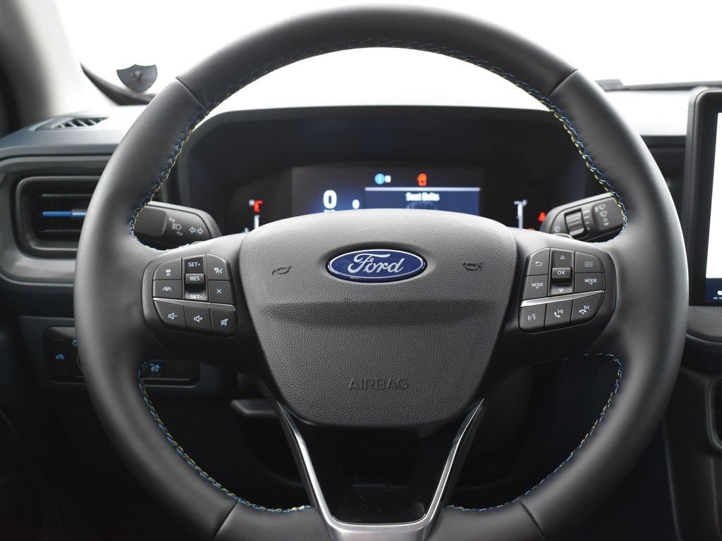 New 2025 Ford Maverick Lobo image 16