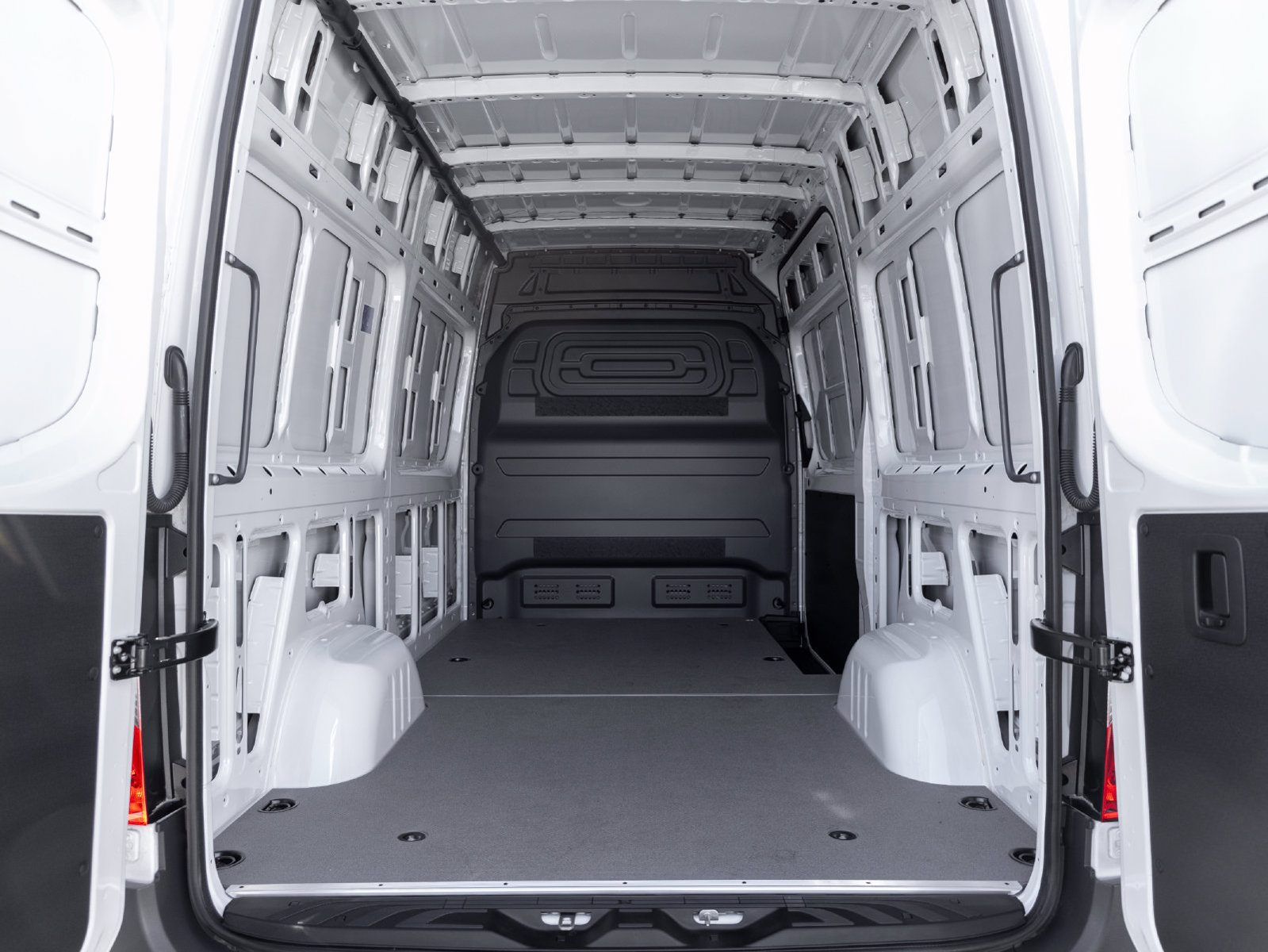 New 2025 Mercedes-Benz Sprinter 2500 image 21