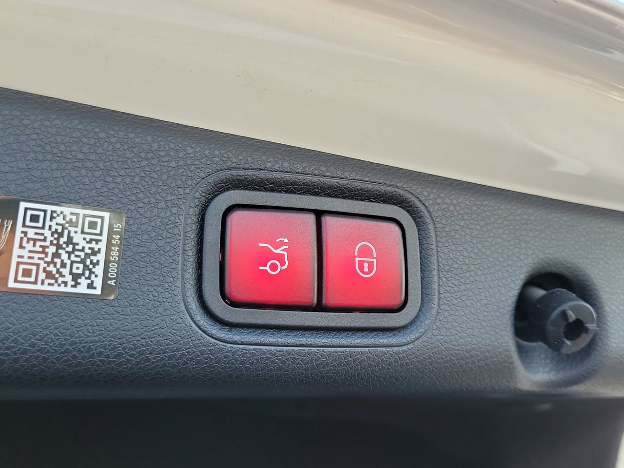 Certified 2023 Mercedes-Benz E 350 4MATIC Sedan image 10