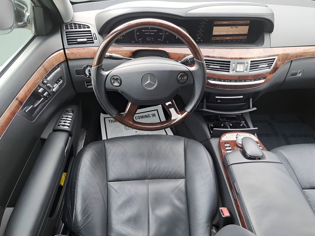 Used 2007 Mercedes-Benz S 550 image 12